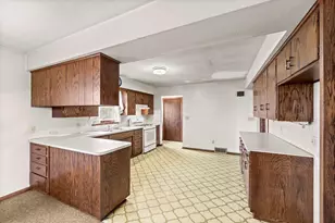 11105 150th St, Cologne, MN 55322 - Photo 8