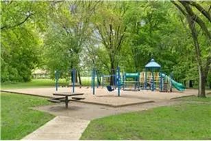 313 Maple Island Rd, Burnsville, MN 55306 - Photo 46