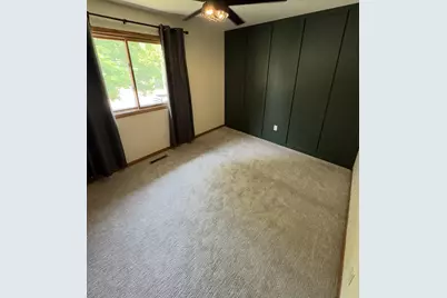 3822 9th Ave SW, Rochester, MN 55902 - Photo 8