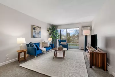 2730 Dale Street N #D214, Roseville, MN 55113 - Photo 2