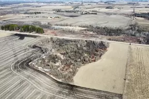 9485 90th Ave SW, Stewartville, MN 55976 - Photo 1