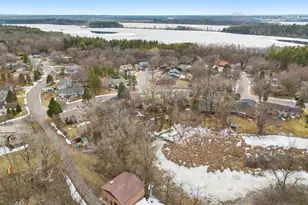 281 Woodridge Dr, Vadnais Heights, MN 55127 - Photo 64