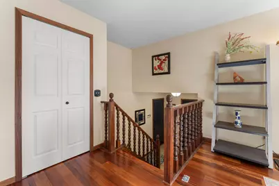 281 Woodridge Drive, Vadnais Heights, MN 55127 - Photo 14