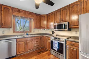 281 Woodridge Dr, Vadnais Heights, MN 55127 - Photo 24