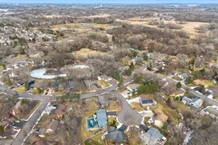 281 Woodridge Dr, Vadnais Heights, MN 55127 - Photo 66