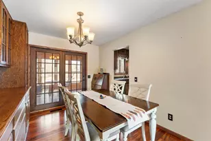 281 Woodridge Dr, Vadnais Heights, MN 55127 - Photo 20