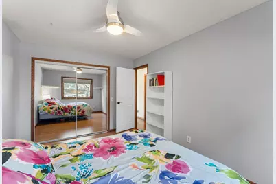 281 Woodridge Drive, Vadnais Heights, MN 55127 - Photo 26