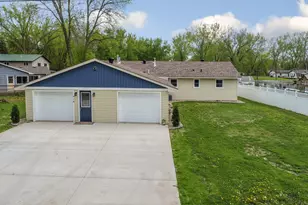 918 Marian St, Waterville, MN 56096 - Photo 56