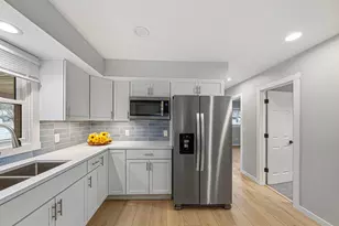 918 Marian St, Waterville, MN 56096 - Photo 36