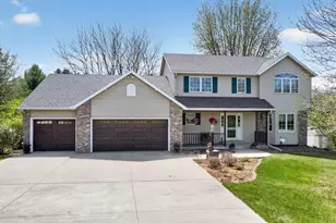 460 73rd St NW, Rochester, MN 55901 - Photo 2