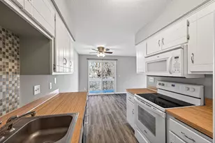 5 Cameo Ln, Circle Pines, MN 55014 - Photo 10