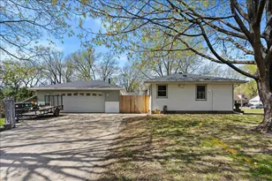 221 E 94th St, Bloomington, MN 55420 - Photo 34