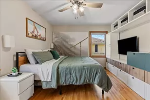 221 E 94th St, Bloomington, MN 55420 - Photo 8