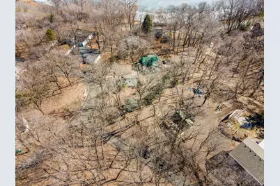 6711 & 6701 Mohawk Drive, Chanhassen, MN 55317 - Photo 8