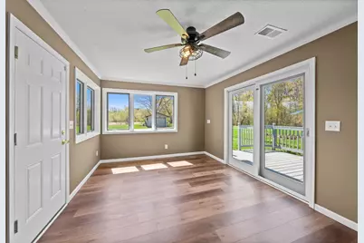 830 W 4th Street, Rush City, MN 55069 - Photo 4