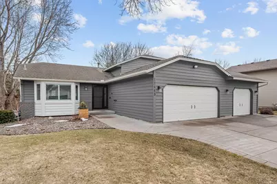 12443 90th Avenue N, Maple Grove, MN 55369 - Photo 2