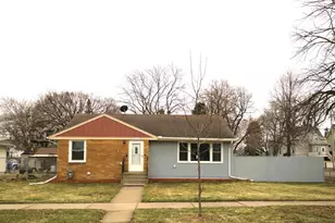 740 Orange Ave E, Saint Paul, MN 55106 - Photo 24