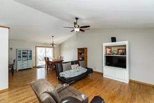 1308 38th St SW, Rochester, MN 55902 - Photo 6