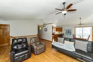 1308 38th St SW, Rochester, MN 55902 - Photo 2
