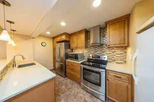 4605 W 62nd St, Edina, MN 55424 - Photo 36