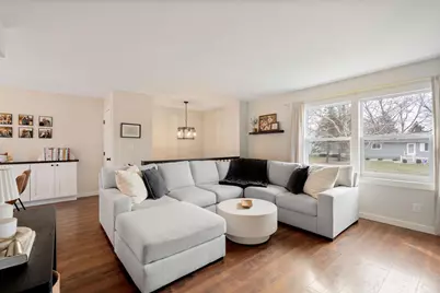 810 20th Street NE, Owatonna, MN 55060 - Photo 8