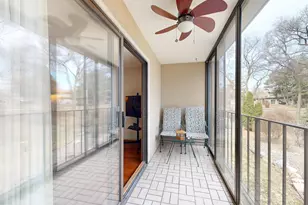 10 Windsor Ct, New Brighton, MN 55112 - Photo 14