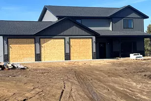 553 Dels Ct, Bemidji, MN 56601 - Photo 1