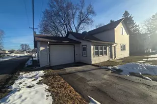 149 E 5th St, Saint Charles, MN 55972 - Photo 14