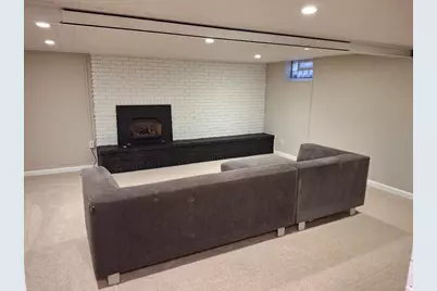 812 McKnight Road N, Maplewood, MN 55119 - Photo 18