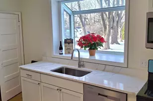 812 McKnight Rd N, Maplewood, MN 55119 - Photo 8