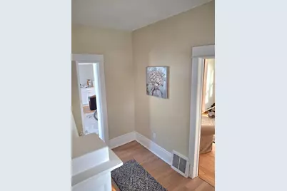 812 McKnight Road N, Maplewood, MN 55119 - Photo 6