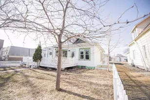 107 E 5th St, Morris, MN 56267 - Photo 6