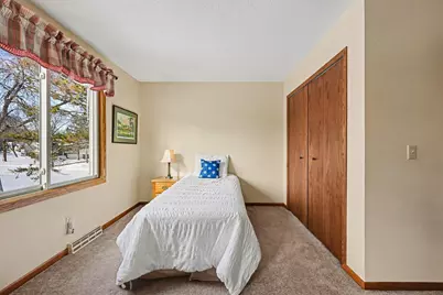 851 Sherwood Road, Shoreview, MN 55126 - Photo 12