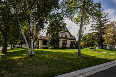 301 E Depue Avenue, Olivia, MN 56277 - Photo 2