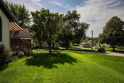 301 E Depue Avenue, Olivia, MN 56277 - Photo 32