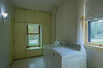 301 E Depue Avenue, Olivia, MN 56277 - Photo 18