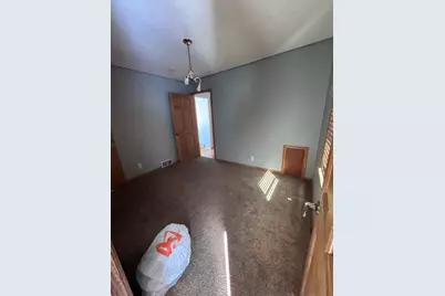 421 Jefferson Avenue S, Hopkins, MN 55343 - Photo 16