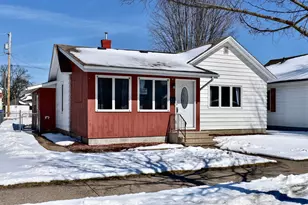 518 E Wabasha St, Winona, MN 55987 - Photo 2