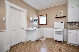 518 E Wabasha St, Winona, MN 55987 - Photo 8