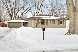 8382 Granada Ave S, Cottage Grove, MN 55016 - Photo 1