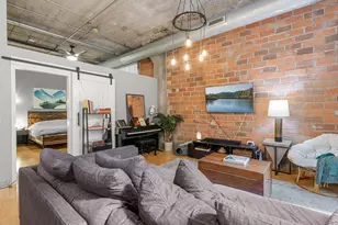 521 S 7th St, Minneapolis, MN 55415 - Photo 16