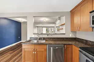 3670 Robinwood Terrace, Minnetonka, MN 55305 - Photo 18
