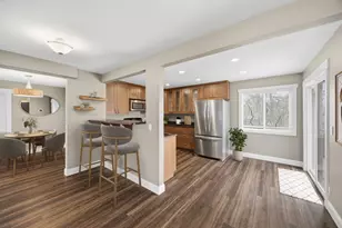 3670 Robinwood Terrace, Minnetonka, MN 55305 - Photo 4