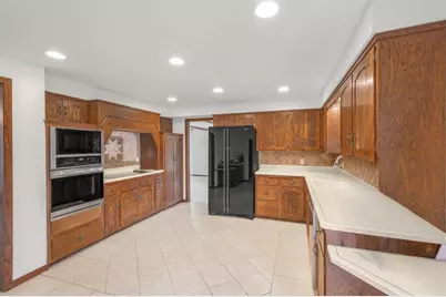 2805 Alvarado Lane N, Plymouth, MN 55447 - Photo 6