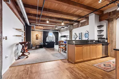 406 Wacouta Street #413, Saint Paul, MN 55101 - Photo 2