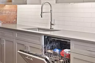 168 6th St E, Saint Paul, MN 55101 - Photo 12