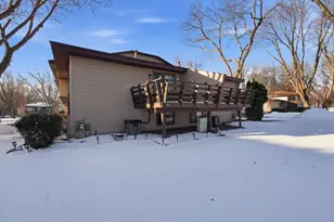 3914 Brookdale Cir N, Brooklyn Park, MN 55443 - Photo 14