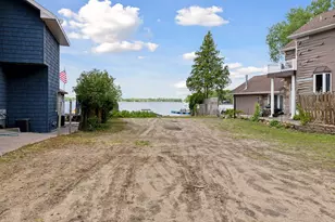 6203 Eagle Lake Dr, Maple Grove, MN 55369 - Photo 10