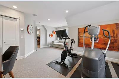 633 Park Street E, Wayzata, MN 55391 - Photo 24