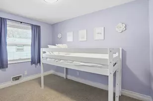 10666 Utica Rd, Bloomington, MN 55437 - Photo 30